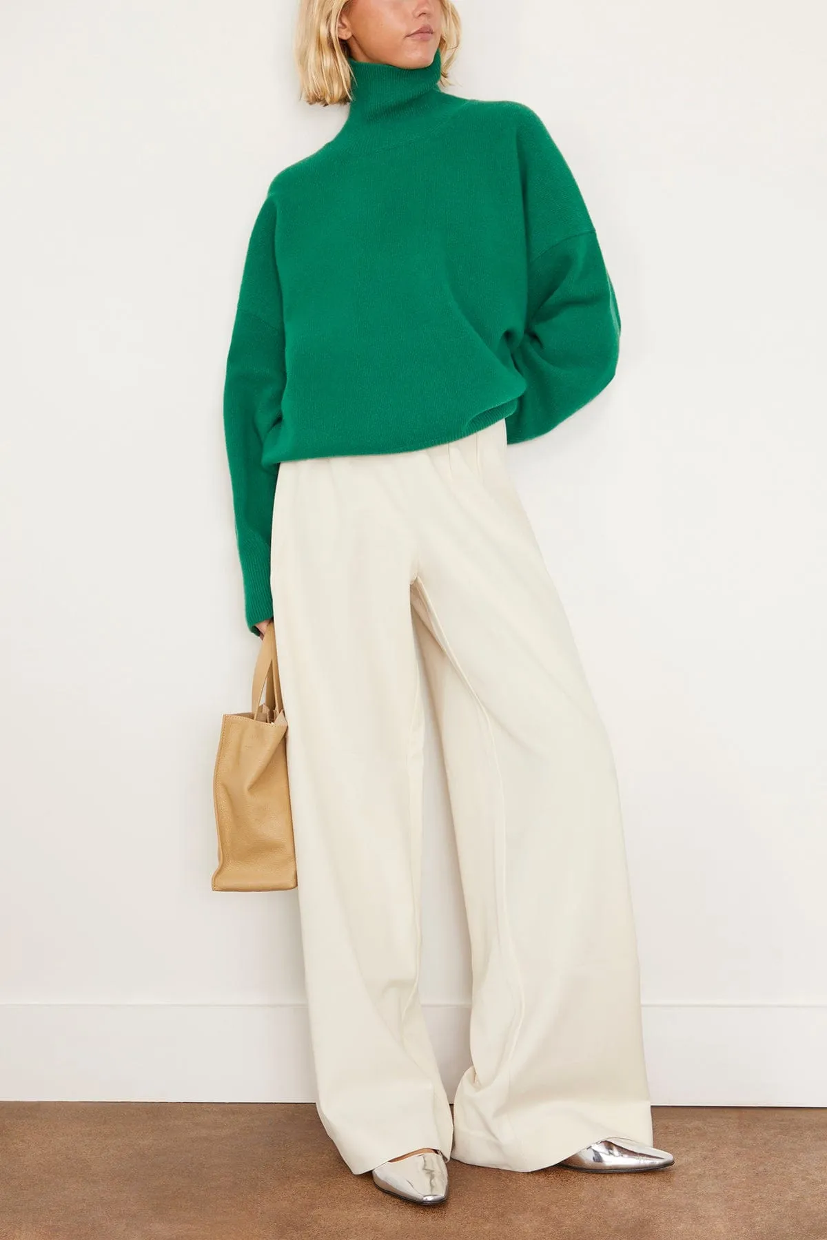 Classic Turtleneck Jumper in Emerald