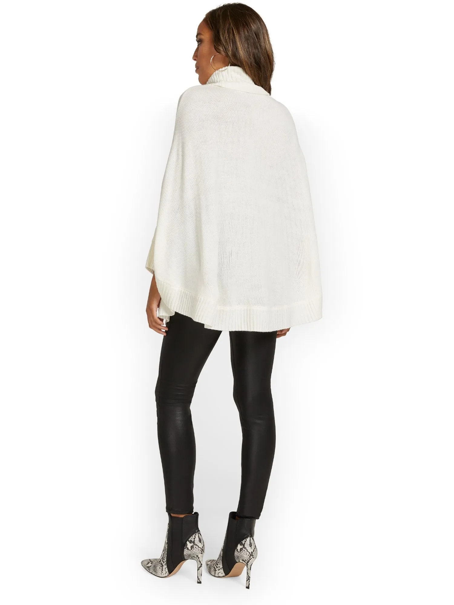 Colorblock Turtleneck Poncho