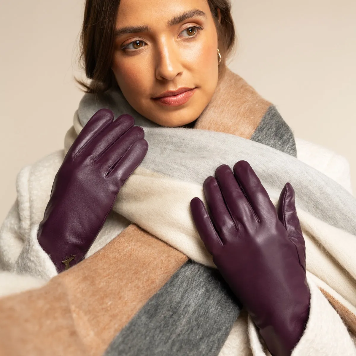 Ivy (purple) - sheepskin leather gloves with wool/cashmere lining & touchscreen feature